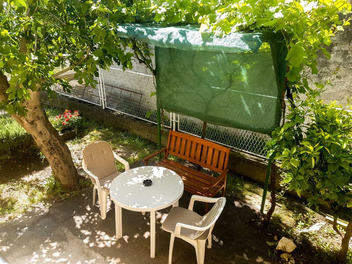 Apartment Drago Каштела Екстер'єр фото