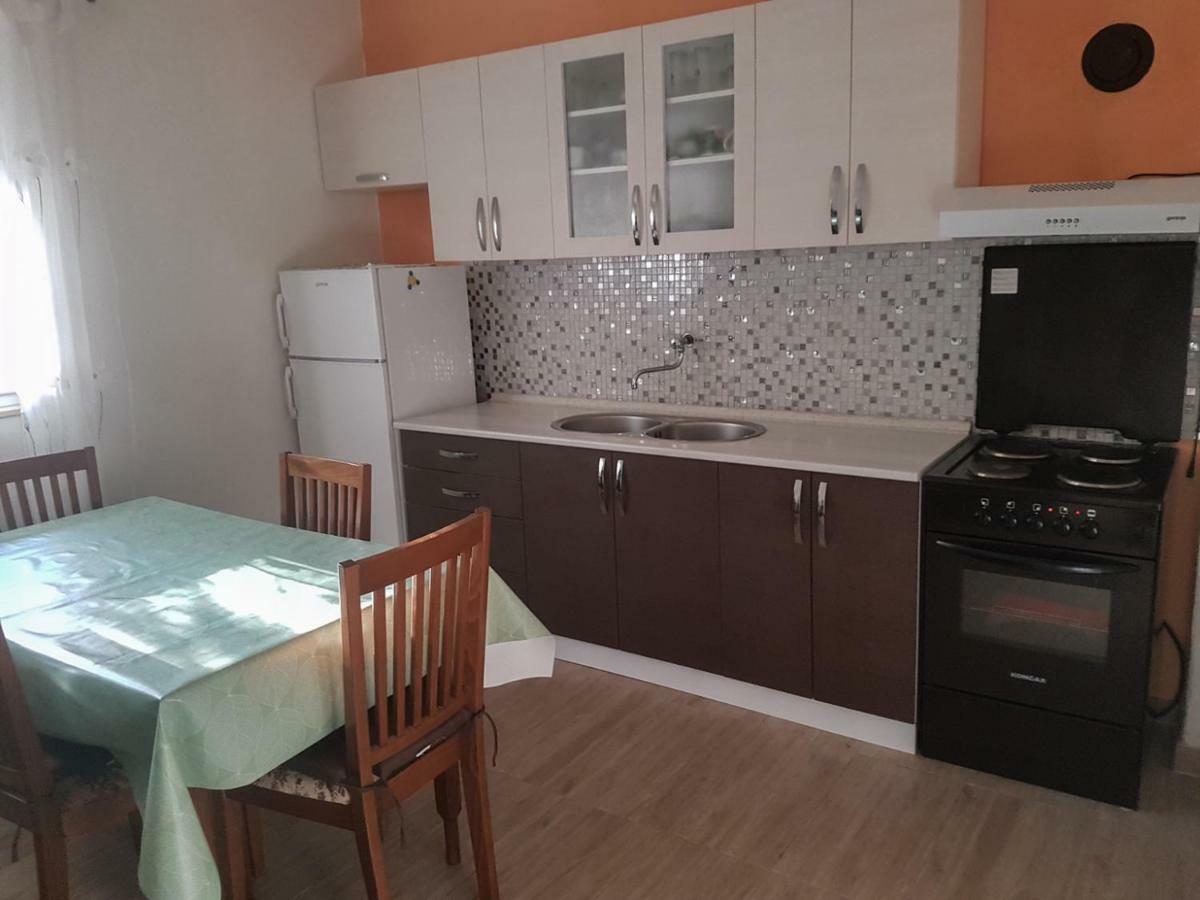 Apartment Drago Каштела Екстер'єр фото