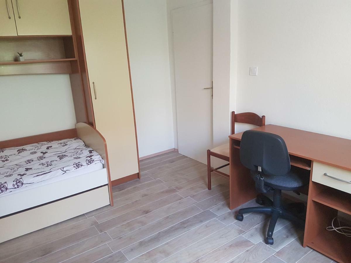 Apartment Drago Каштела Екстер'єр фото