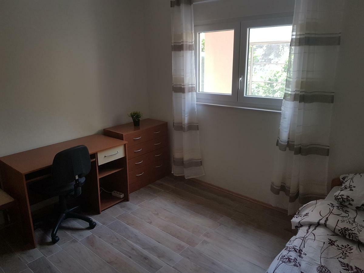 Apartment Drago Каштела Екстер'єр фото