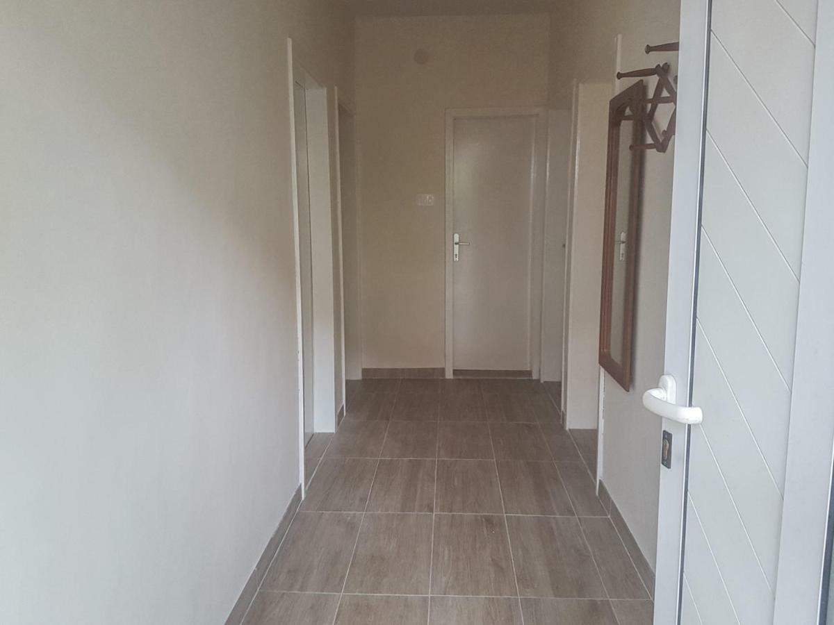 Apartment Drago Каштела Екстер'єр фото